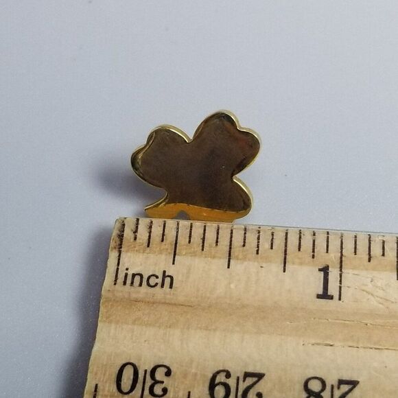 Vintage Little Shamrock Gold Tone Tie Tack Pin Brooch, Good Luck - Picture 5 of 6